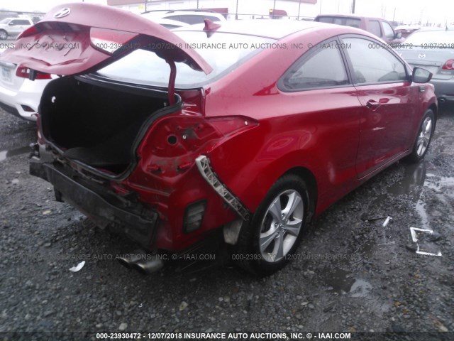 KMHDH6AE6DU010422 - 2013 HYUNDAI ELANTRA COUPE GS/SE RED photo 4