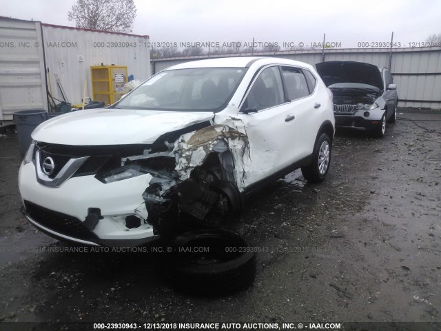 KNMAT2MT8GP680968 - 2016 NISSAN ROGUE S/SL/SV WHITE photo 2