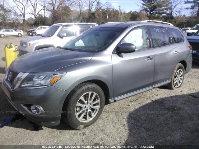 5N1AR2MN5GC640852 - 2016 NISSAN PATHFINDER S/SV/SL/PLATINUM GRAY photo 2