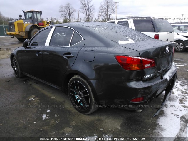 JTHCK262462000557 - 2006 LEXUS IS 250 BLACK photo 3