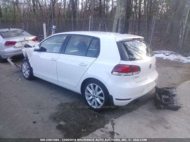 WVWNM7AJ5BW014390 - 2011 VOLKSWAGEN GOLF 白色 照片 3