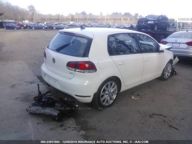 WVWNM7AJ5BW014390 - 2011 VOLKSWAGEN GOLF 白色 照片 4