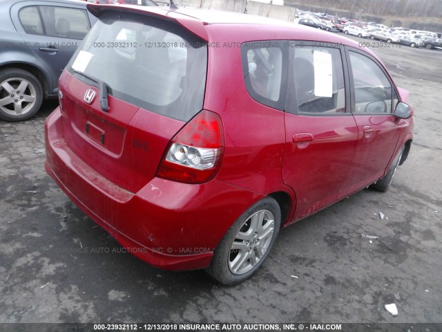 JHMGD38638S062309 - 2008 HONDA FIT SPORT RED photo 4