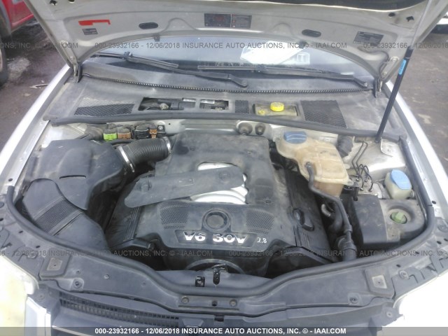 WVWPH63B83P111673 - 2003 VOLKSWAGEN PASSAT GLS SILVER photo 10