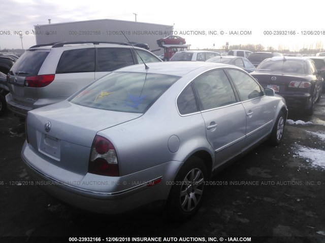 WVWPH63B83P111673 - 2003 VOLKSWAGEN PASSAT GLS SILVER photo 4