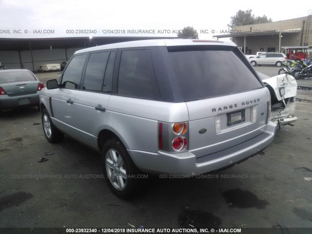 SALME11494A166441 - 2004 LAND ROVER RANGE ROVER HSE SILVER photo 3