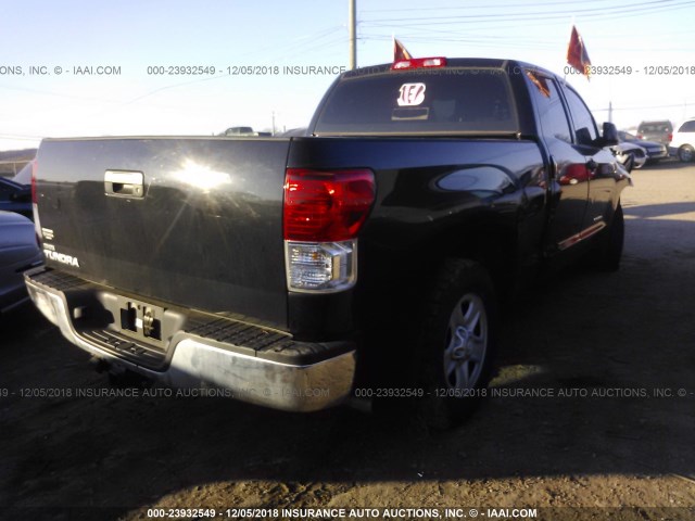 5TFRM5F16AX019315 - 2010 TOYOTA TUNDRA DOUBLE CAB SR5 BLACK photo 4