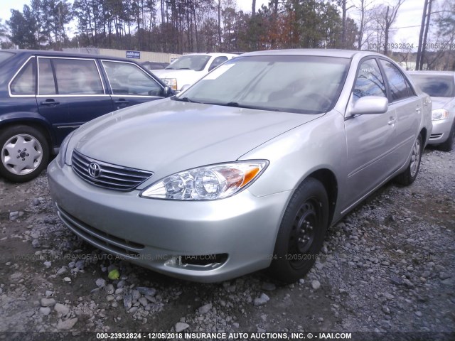 4T1BF32K53U062087 - 2003 TOYOTA CAMRY LE/XLE/SE SILVER photo 2