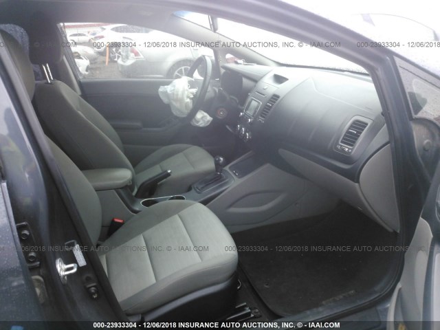 KNAFX4A88E5089714 - 2014 KIA FORTE EX GRAY photo 5