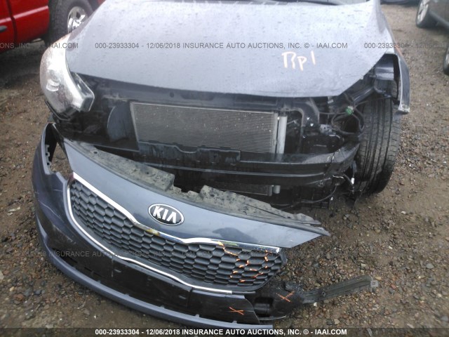 KNAFX4A88E5089714 - 2014 KIA FORTE EX GRAY photo 6