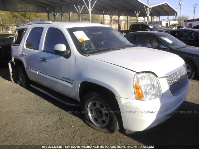 1GKFK63857J371141 - 2007 GMC YUKON DENALI WHITE photo 1