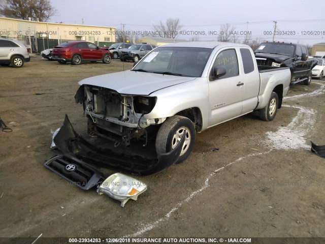 5TETX22N68Z511463 - 2008 TOYOTA TACOMA ACCESS CAB ვერცხლისფერი ფოტო 2