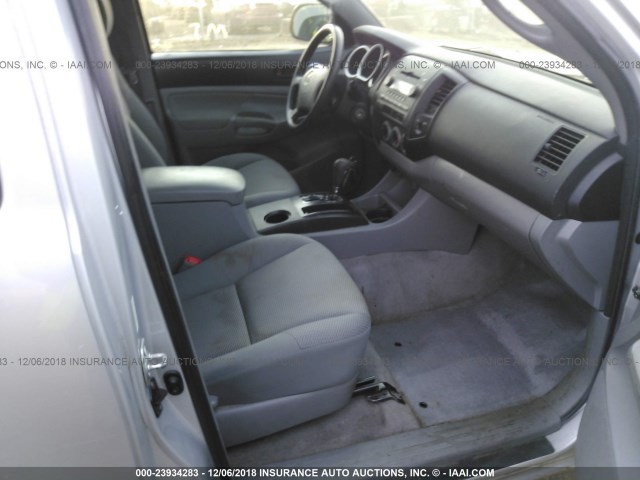5TETX22N68Z511463 - 2008 TOYOTA TACOMA ACCESS CAB ვერცხლისფერი ფოტო 5