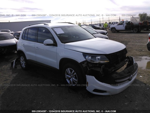 WVGAV7AX9FW579212 - 2015 VOLKSWAGEN TIGUAN S/SE/SEL/R-LINE WHITE photo 1