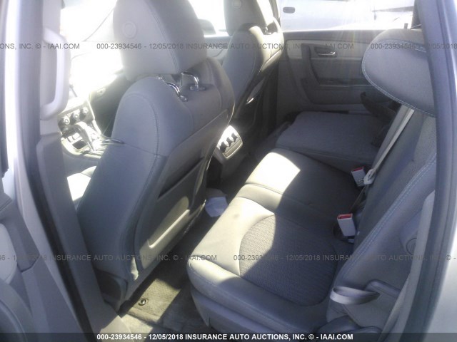 1GNKRGKD9FJ286285 - 2015 CHEVROLET TRAVERSE LT SILVER photo 8