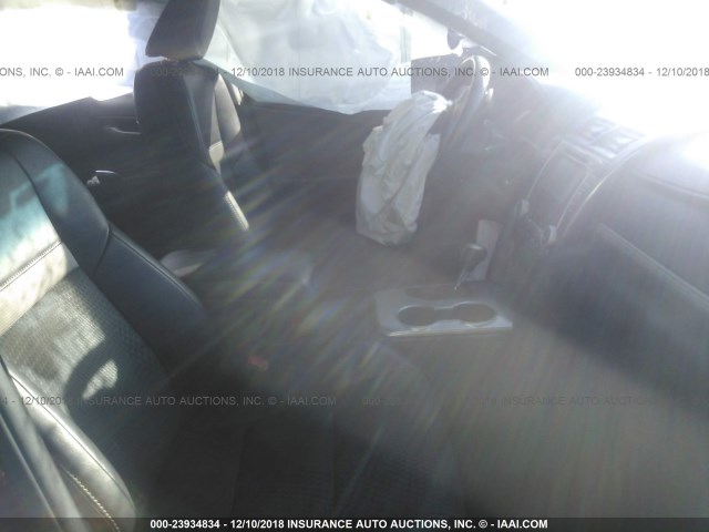 4T1BF1FK6EU803008 - 2014 TOYOTA CAMRY L/SE/LE/XLE წითელი ფოტო 8