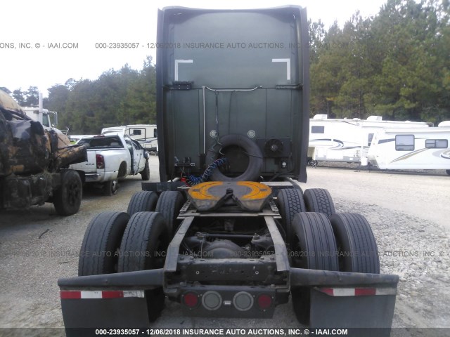 1XKFDP9X0CJ296647 - 2012 KENWORTH T700 T700 GREEN photo 8