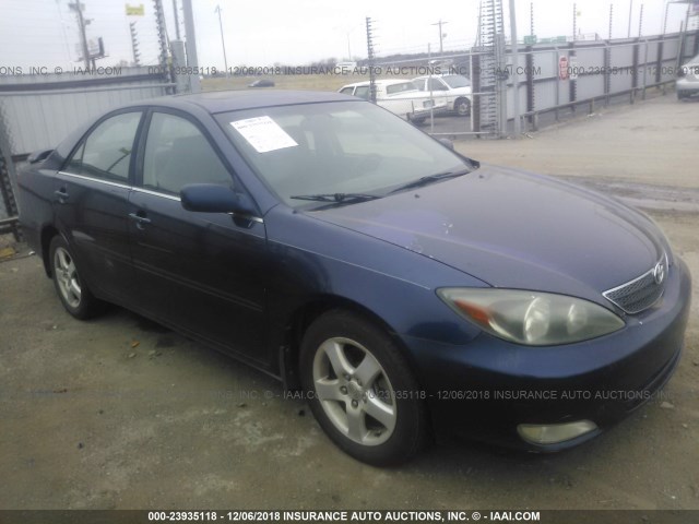 4T1BF32K02U504708 - 2002 TOYOTA CAMRY LE/XLE/SE BLUE photo 1