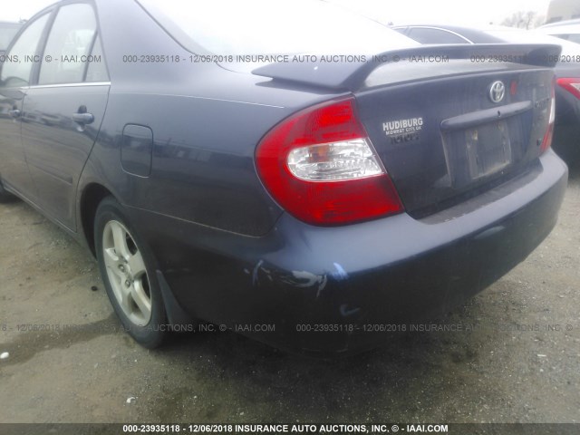 4T1BF32K02U504708 - 2002 TOYOTA CAMRY LE/XLE/SE BLUE photo 6