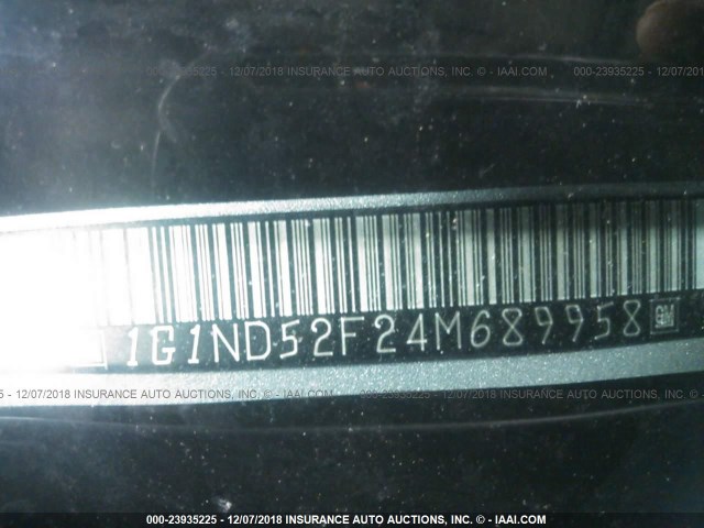 1G1ND52F24M689958 - 2004 CHEVROLET CLASSIC SILVER photo 9