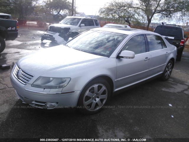 WVWAF63D148009771 - 2004 VOLKSWAGEN PHAETON 4.2 SILVER photo 2