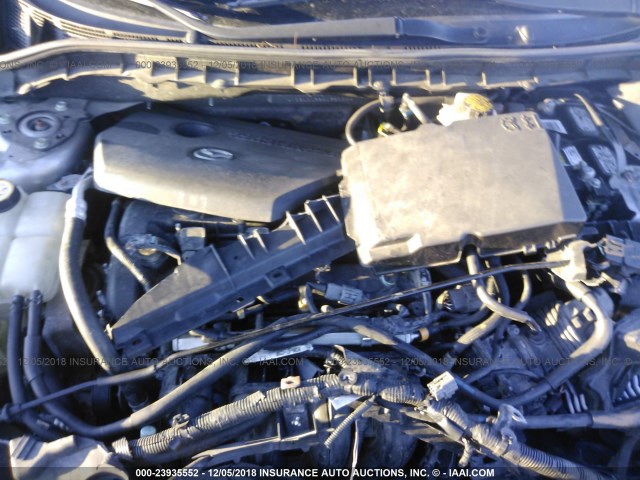 JM1BL1U62B1381044 - 2011 MAZDA 3 S SILVER photo 10