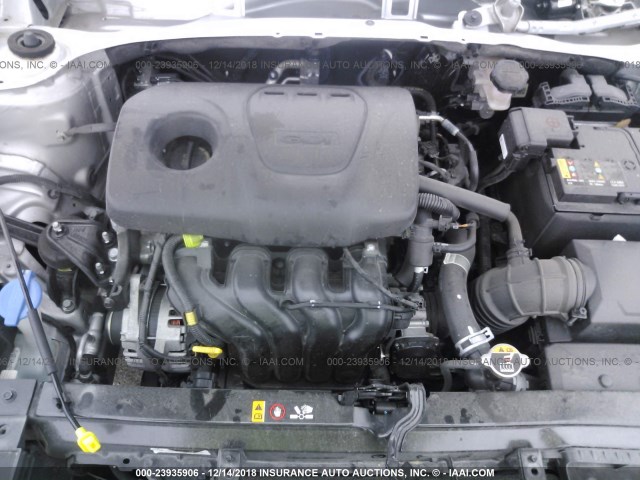 3KPA24AB0JE067759 - 2018 KIA RIO LX/S SILVER photo 10