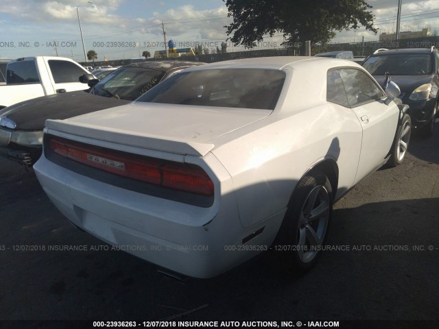 2C3CDYAG5CH176235 - 2012 DODGE CHALLENGER SXT WHITE photo 4