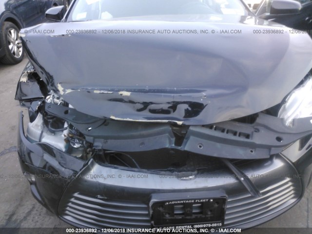 4T1BF1FK9HU744461 - 2017 TOYOTA CAMRY LE/XLE/SE/XSE BLACK photo 6