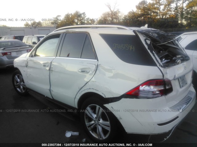 4JGDA5HBXCA032093 - 2012 MERCEDES-BENZ ML 350 4MATIC WHITE photo 3