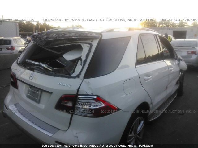 4JGDA5HBXCA032093 - 2012 MERCEDES-BENZ ML 350 4MATIC WHITE photo 4