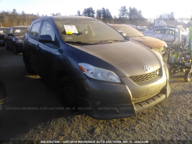 2T1KE40E69C020267 - 2009 TOYOTA COROLLA MATRIX S GRAY photo 1