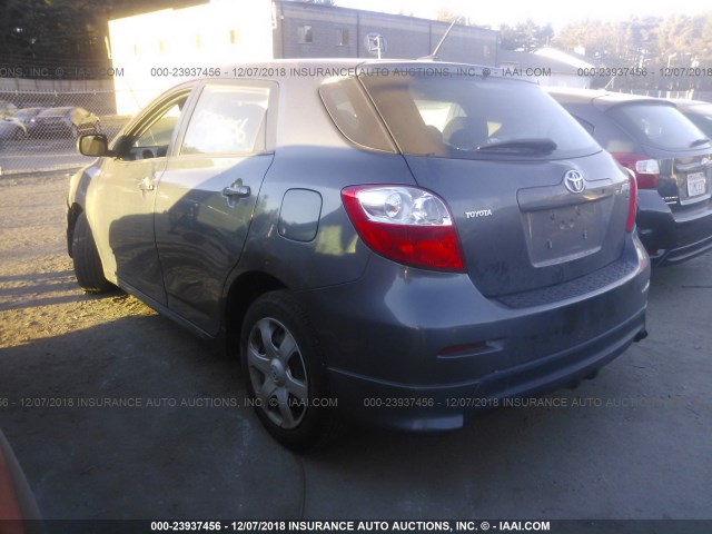 2T1KE40E69C020267 - 2009 TOYOTA COROLLA MATRIX S GRAY photo 3