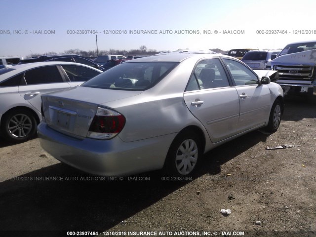 4T1BE32KX5U553065 - 2005 TOYOTA CAMRY LE/XLE/SE SILVER photo 4