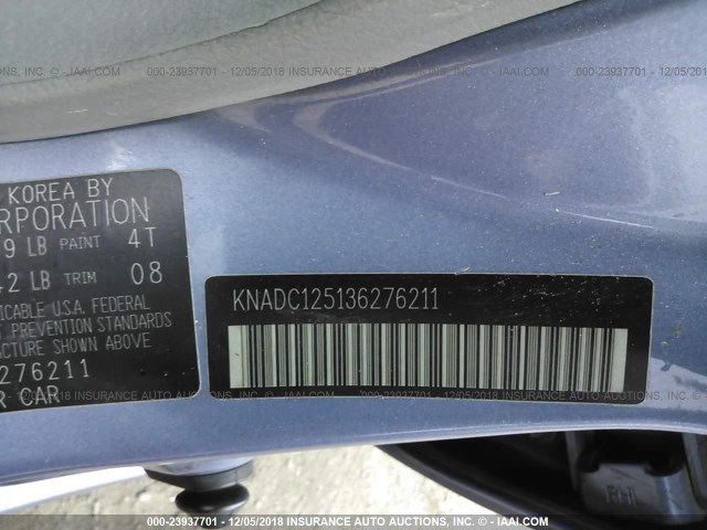 KNADC125136276211 - 2003 KIA RIO BLUE photo 9