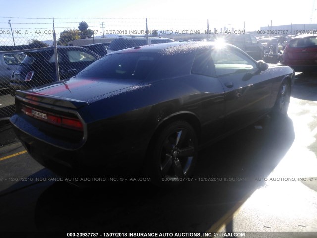 2C3CDYAG5EH137373 - 2014 DODGE CHALLENGER SXT GRAY photo 4