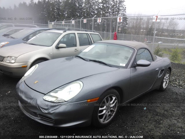 WP0CA29863U620444 - 2003 PORSCHE BOXSTER SILVER photo 2