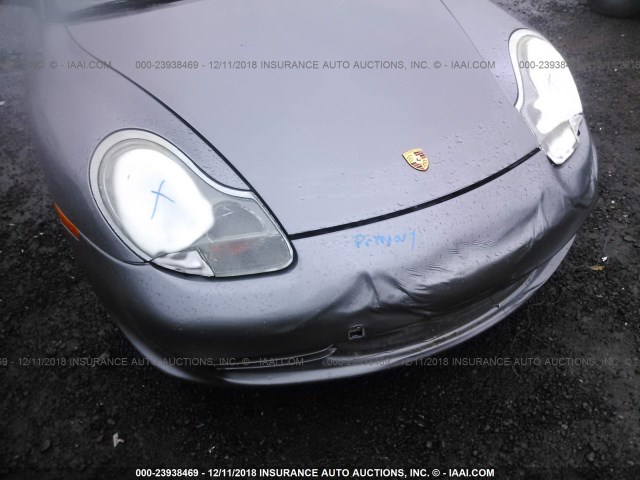 WP0CA29863U620444 - 2003 PORSCHE BOXSTER SILVER photo 6