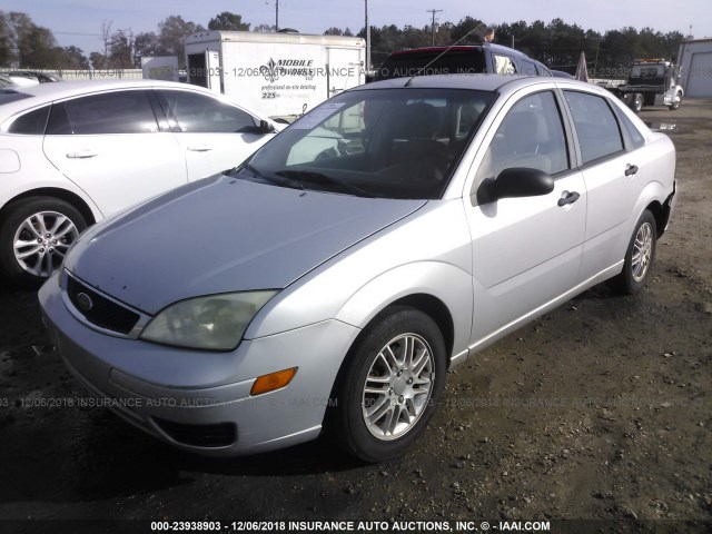 1FAHP34N57W326069 - 2007 FORD FOCUS ZX4/S/SE/SES GRAY photo 2