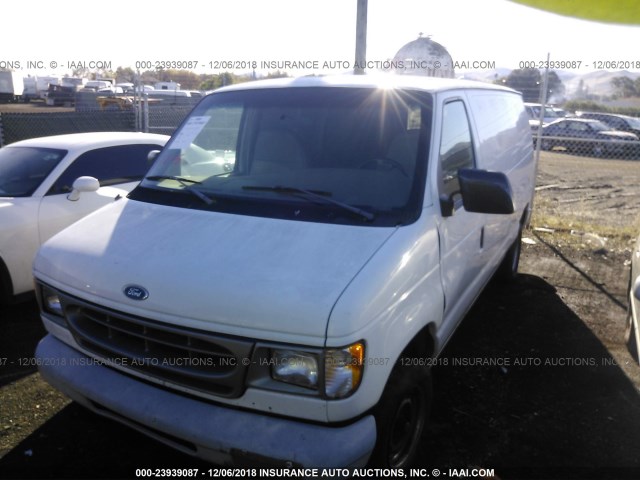 1FTRE1423XHA21186 - 1999 FORD ECONOLINE E150 VAN WHITE photo 2