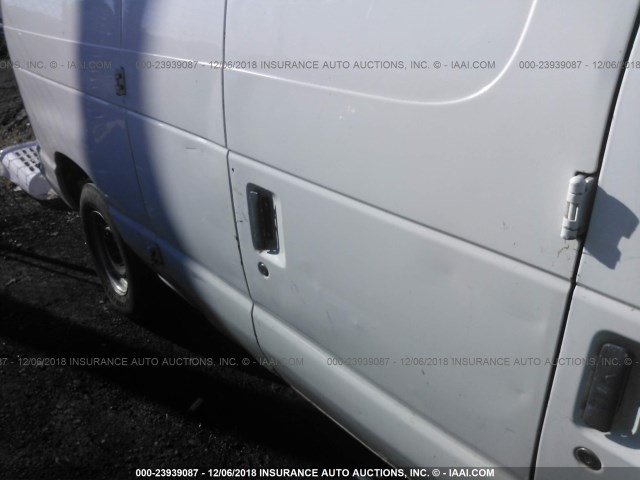 1FTRE1423XHA21186 - 1999 FORD ECONOLINE E150 VAN WHITE photo 6