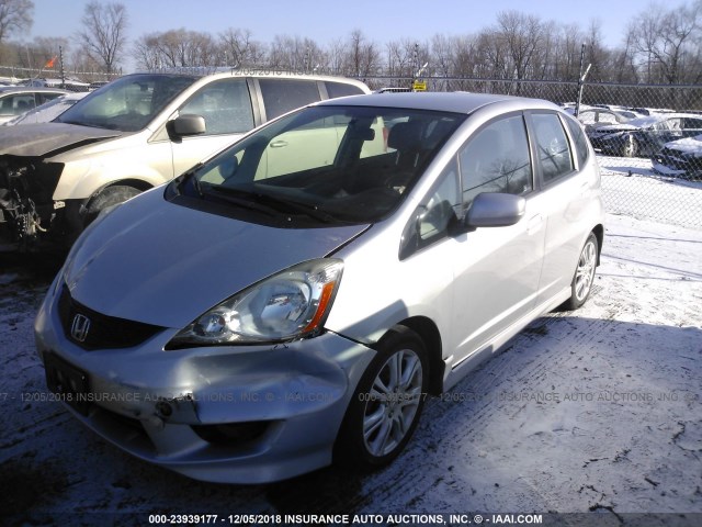 JHMGE8H55BC000784 - 2011 HONDA FIT SPORT SILVER photo 2