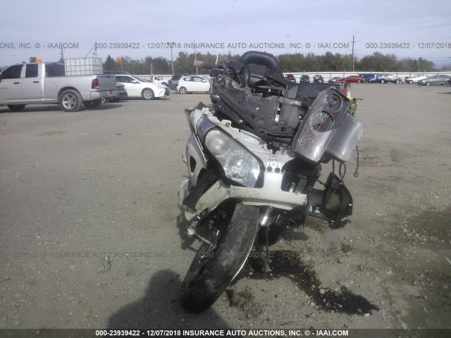 1HFSC47H08A711695 - 2008 HONDA GL1800 WHITE photo 5