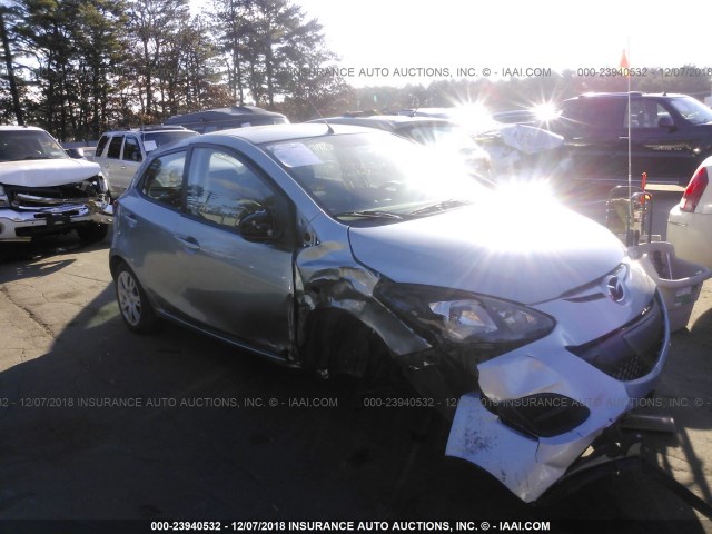 JM1DE1KY8D0170351 - 2013 MAZDA MAZDA2 Light Blue photo 1