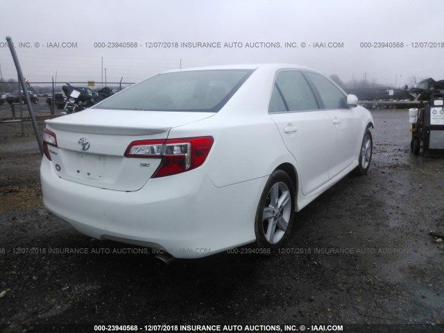 4T1BF1FKXDU670171 - 2013 TOYOTA CAMRY L/SE/LE/XLE 白色 照片 4