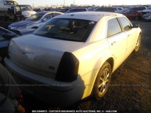 2C3LK53G67H848486 - 2007 CHRYSLER 300 TOURING WHITE photo 4