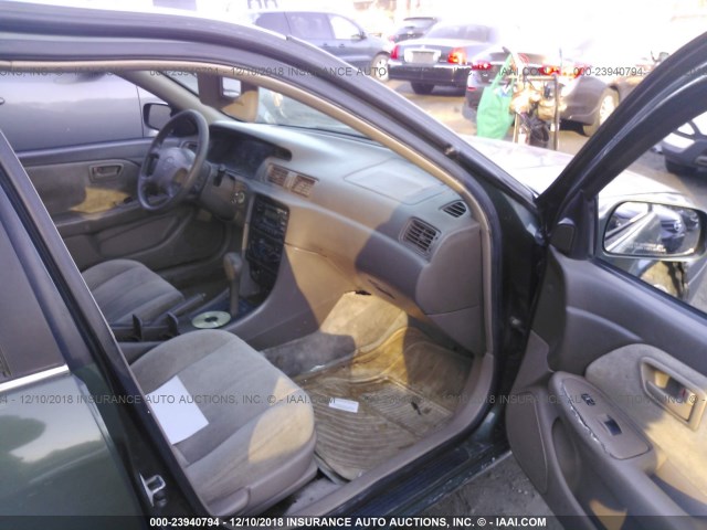 JT2BG22K7X0300233 - 1999 TOYOTA CAMRY LE/XLE 绿色 照片 5