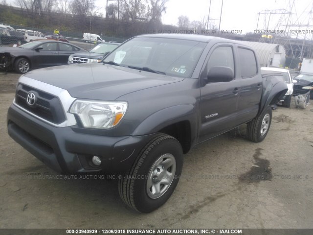 3TMLU4EN4DM114664 - 2013 TOYOTA TACOMA DOUBLE CAB 灰色 照片 2