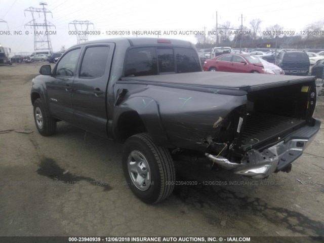 3TMLU4EN4DM114664 - 2013 TOYOTA TACOMA DOUBLE CAB 灰色 照片 3
