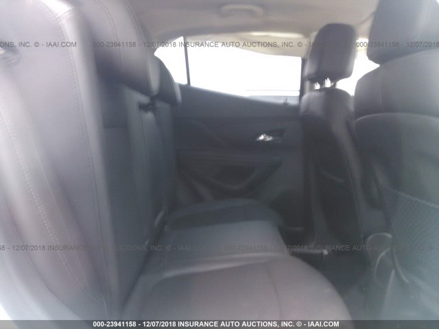 KL4CJASB7JB682809 - 2018 BUICK ENCORE PREFERRED Ақ фото 8